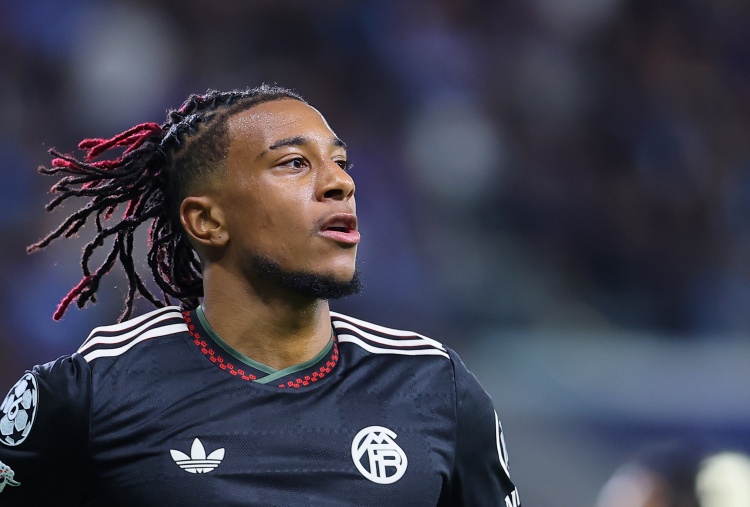 开云体育平台-五大联赛助攻榜：奥利塞压B费居首，迪亚斯、亚马尔、谢尔基在列