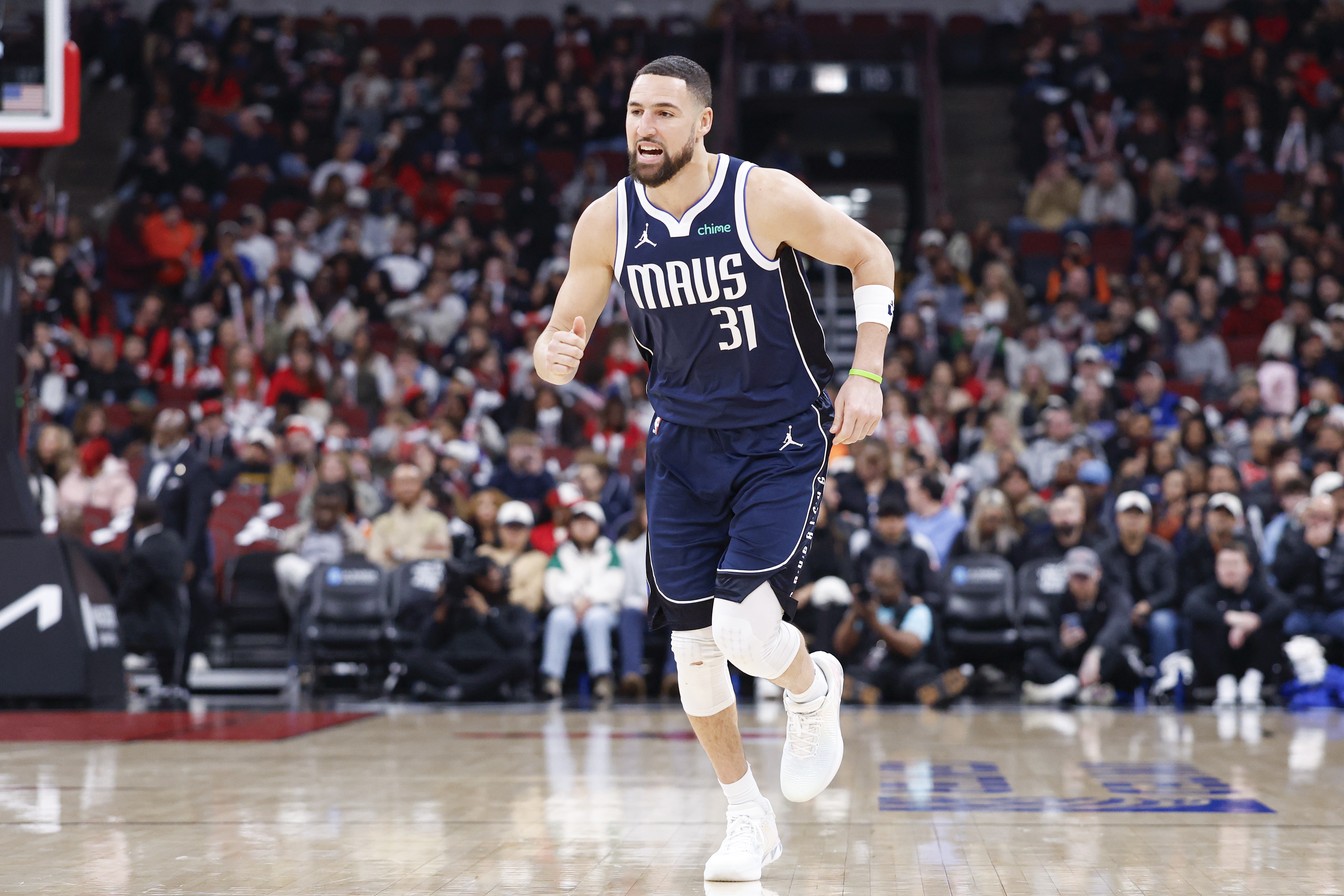 开云体育app下载-佛光微现！克莱近5战场均17分&amp;4.4记三分 三分命中率47.8%