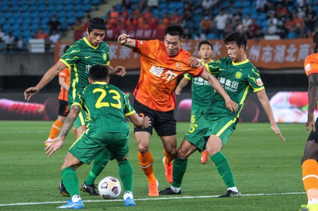 开云体育平台-【中超】张玉宁造点巴坎布两球 国安2比0武汉两连胜