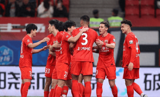 4-0海港7连杀三镇 获近4轮中超首胜升第10 刘祝润传射 维塔尔2助